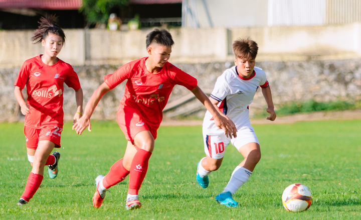 Sơn La gây bất ngờ ở lượt 5 giải U16 nữ Quốc gia 2026 son la pphn u16 2026 1 22051591 - Sơn La gây bất ngờ ở lượt 5 giải U16 nữ Quốc gia 2026