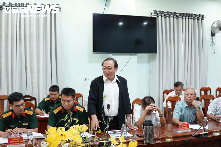 Ông Võ Đình Thế chia sẻ thông tin tại hội thảo.