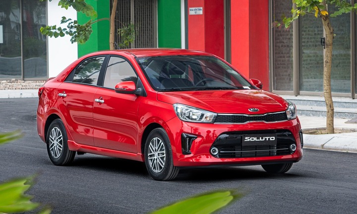 Kia Soluto.