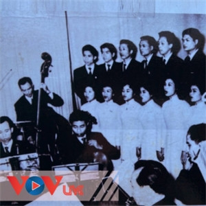 Hợp ca nam nữ Đài Tiếng nói Việt Nam - Tiếng ca cất lên từ gian khó