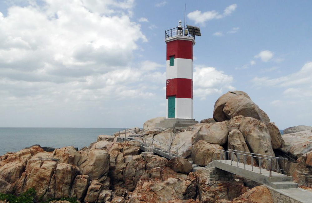 Bức tranh hoang sơ tuyệt đẹp của Gành Đèn, Phú Yên - 3