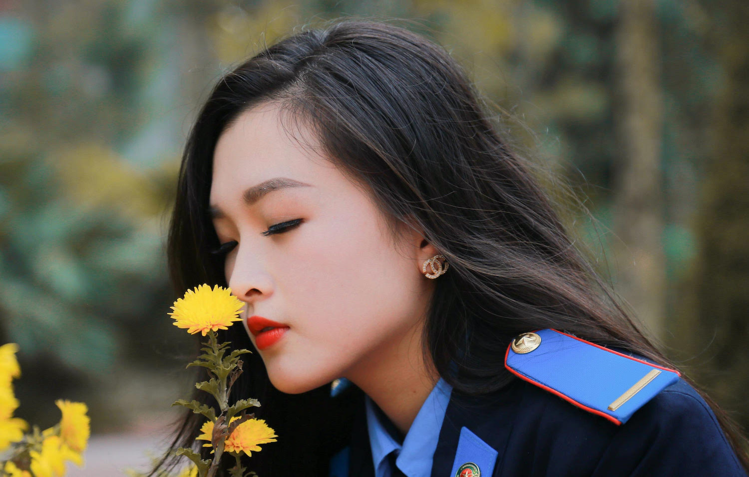 Nữ sinh xinh đẹp của Học viện Cảnh sát có thành tích học tập 'khủng' - 8