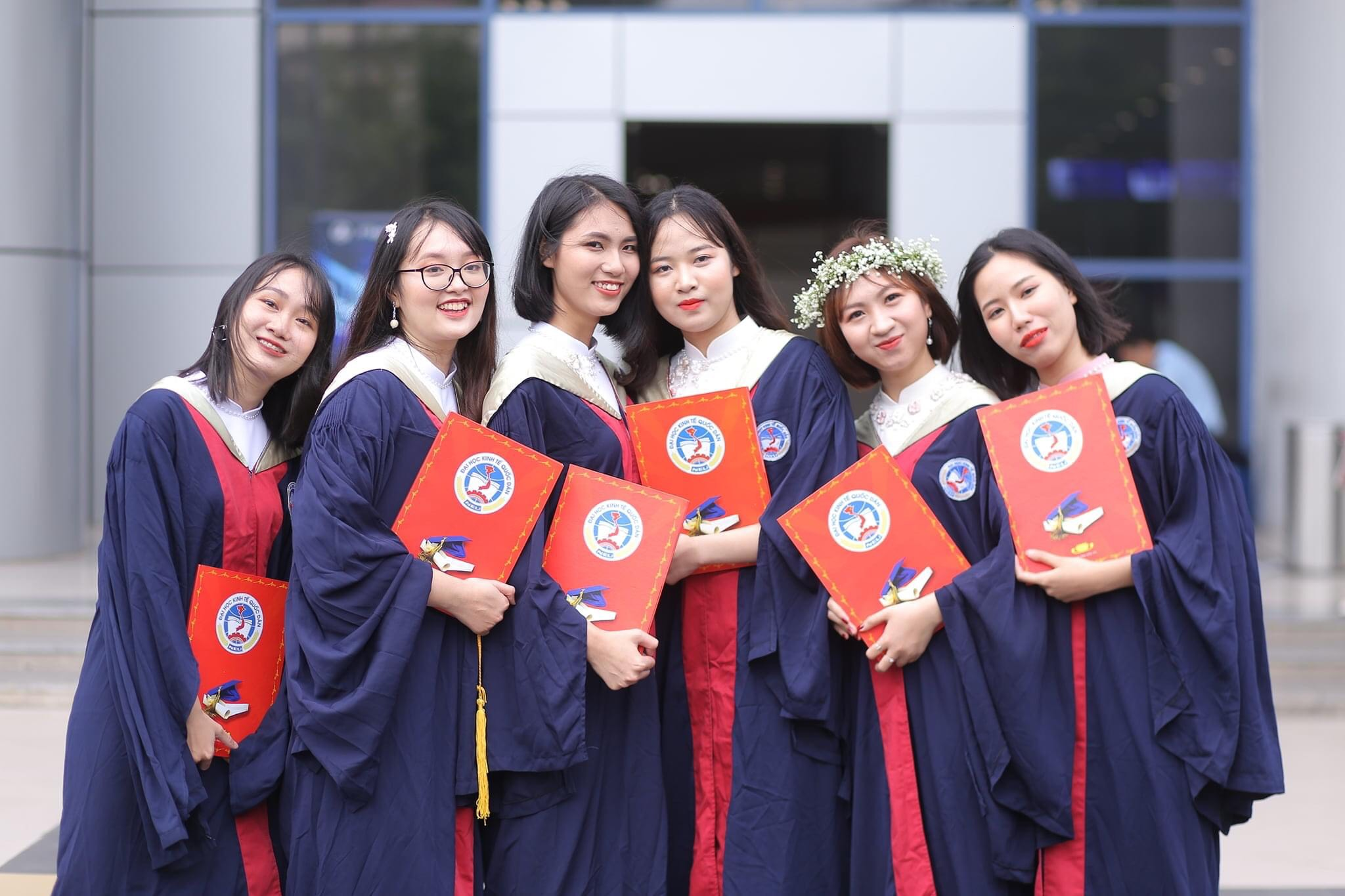 Thủ khoa ĐH Kinh tế quốc dân từng đăng ký 25 tín chỉ/kỳ, sở hữu profile cực đỉnh - 5