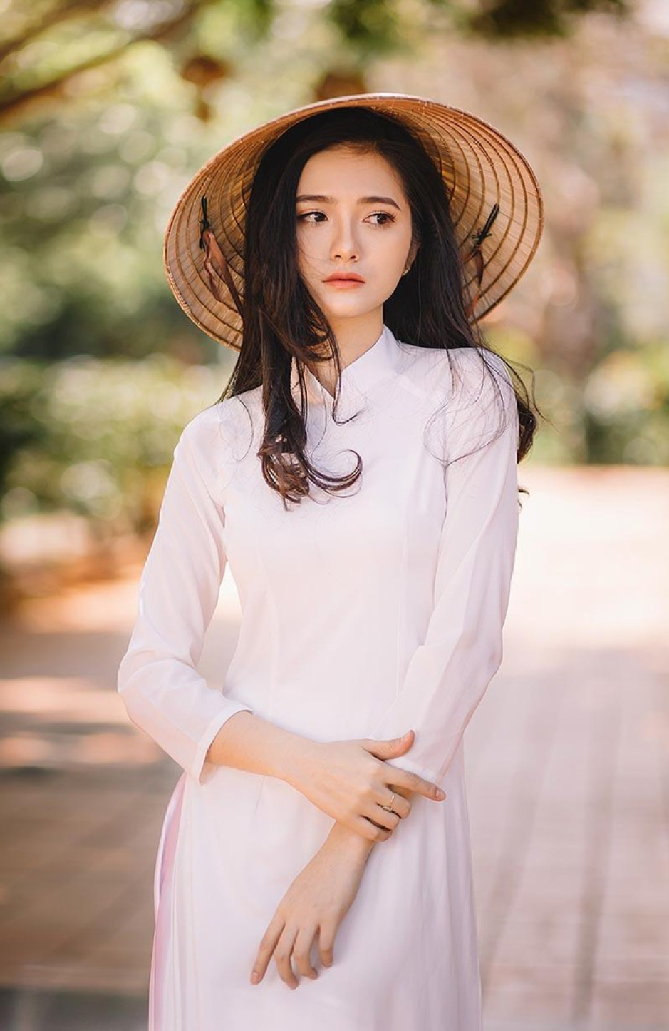 Nữ sinh ngành Dược hóa nàng thơ trong tà áo dài trắng - 3