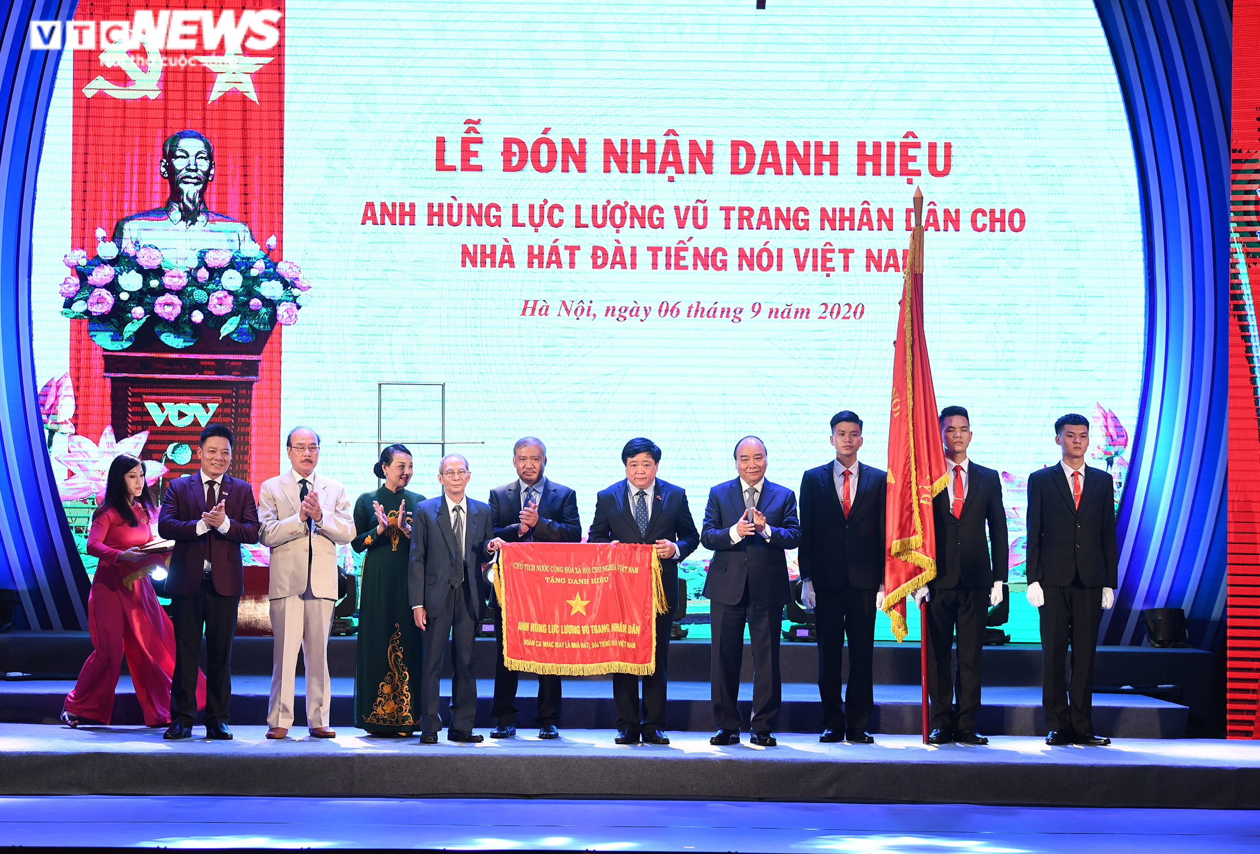 Đài Tiếng nói Việt Nam đón nhận Huân chương Lao động hạng Nhất - 3