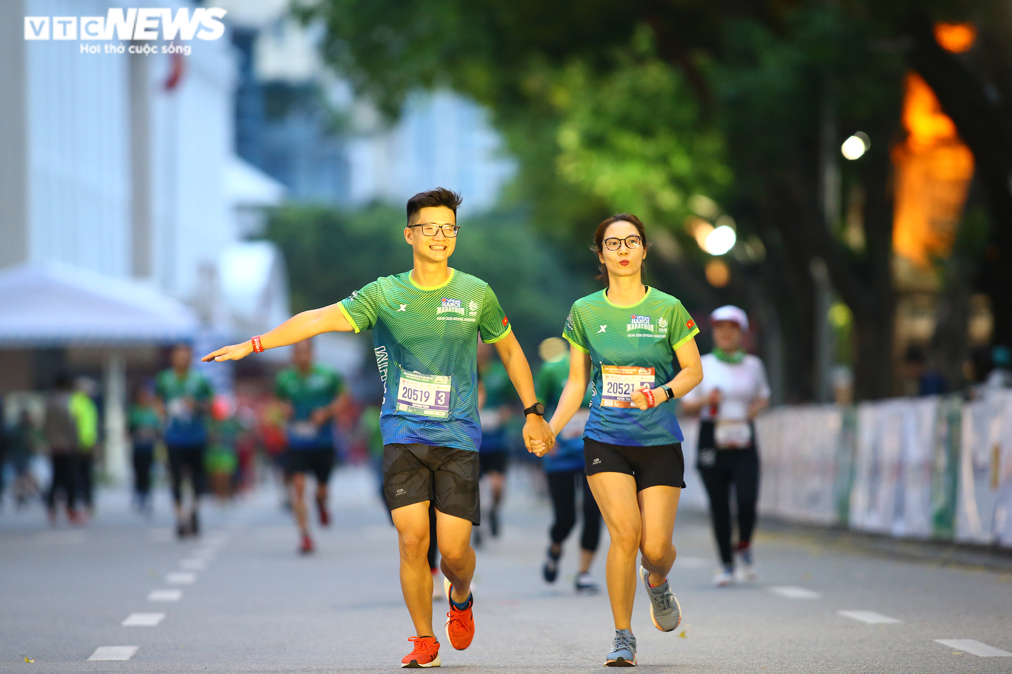Ông Đoàn Ngọc Hải chinh phục chặng marathon đặc biệt nhất Việt Nam - 17