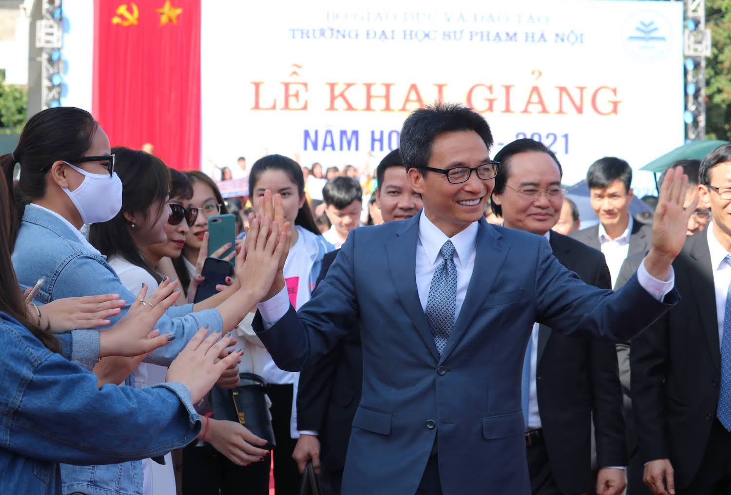 'Kỳ vọng của xã hội với người thầy không chỉ là kiến thức mà còn là đạo đức' - 2