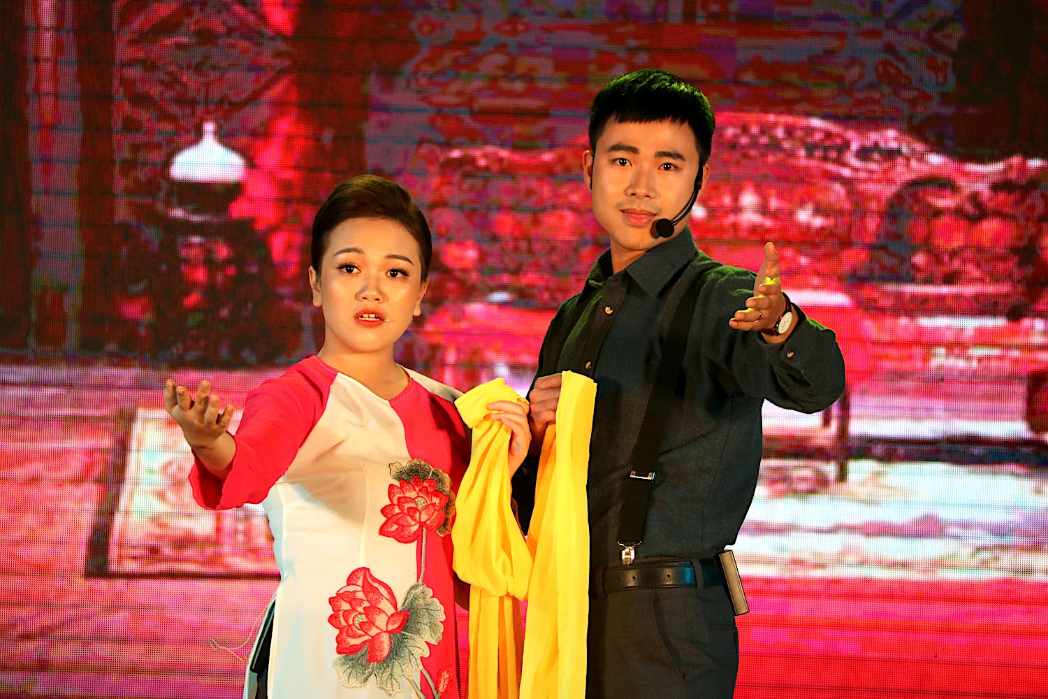 Mãn nhãn đêm nhạc kịch chào tân sinh viên K40 Học viện BC&TT - 7