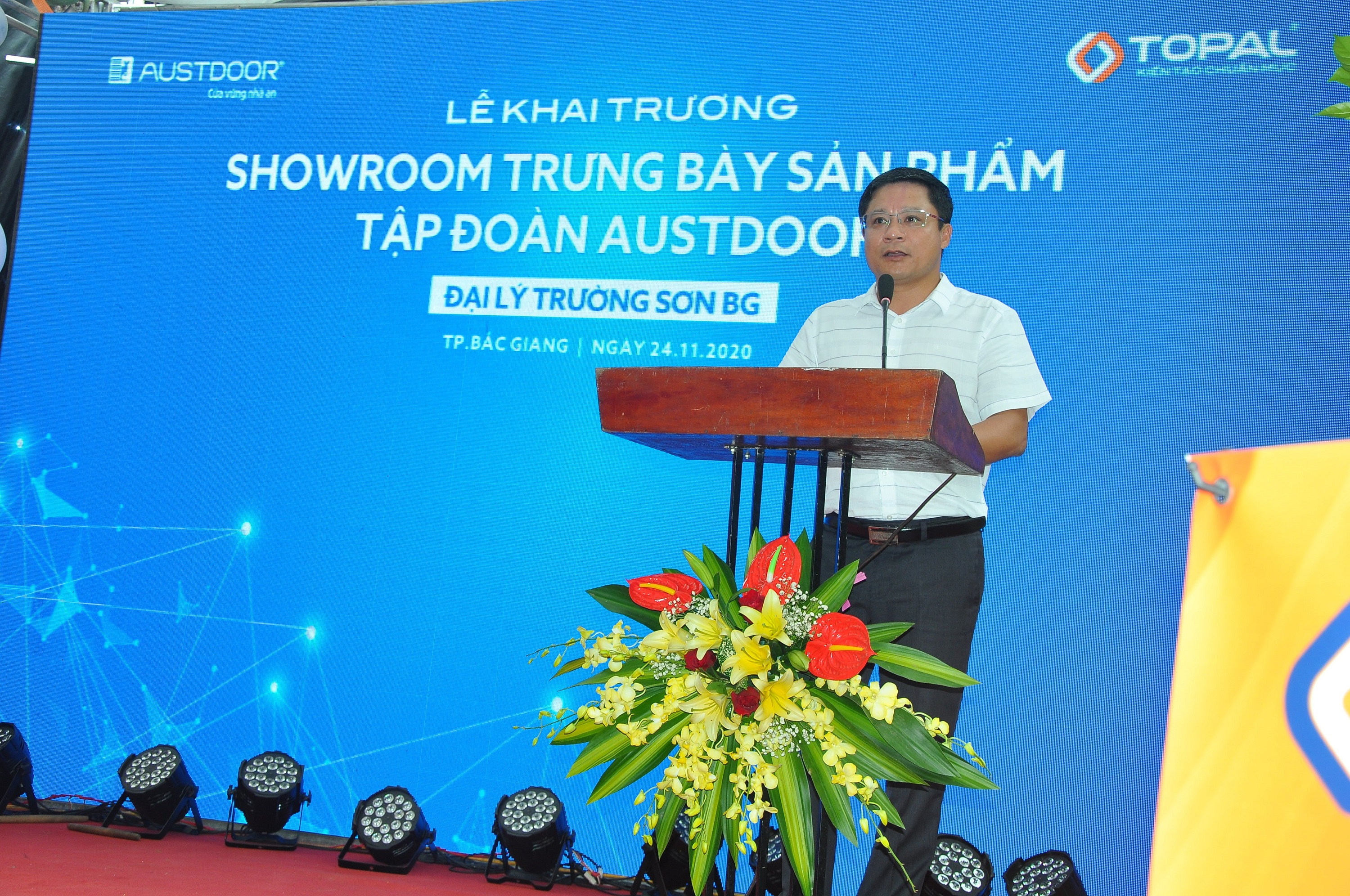 Khai trương showroom lớn bậc nhất của Tập đoàn Austdoor tại Bắc Giang - 2