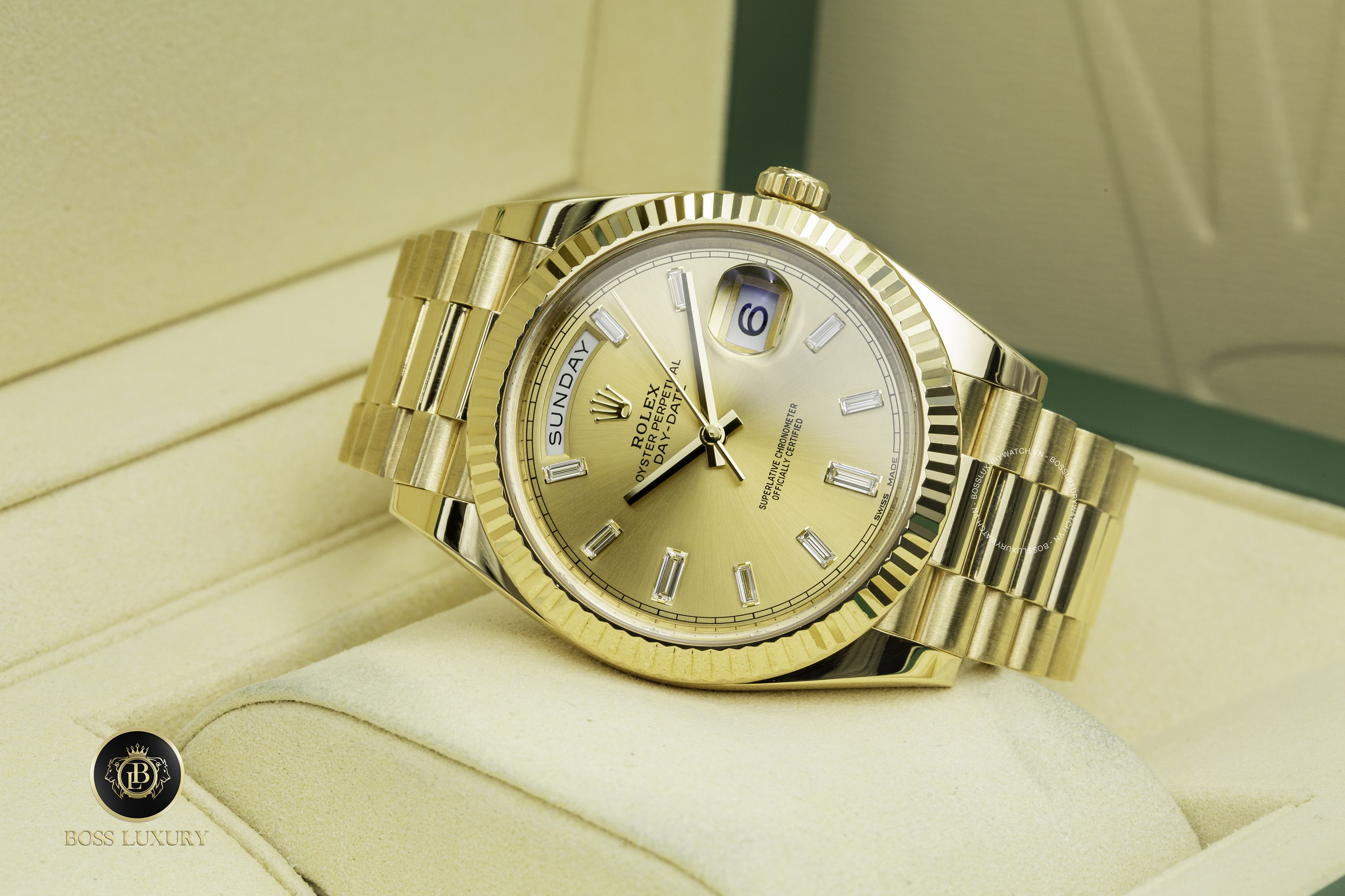 4 mẫu đồng hồ kim cương độc đáo nhất dành cho các quý ông - 5