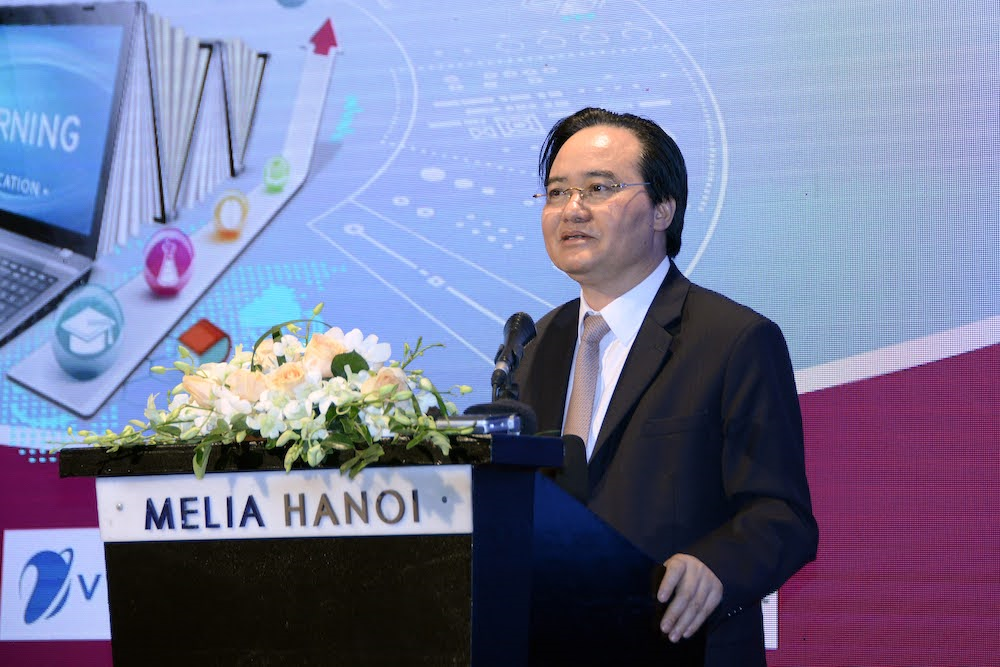 Bộ trưởng GD&ĐT: Việt Nam sẽ thành quốc gia hàng đầu về chuyển đổi số giáo dục - 1