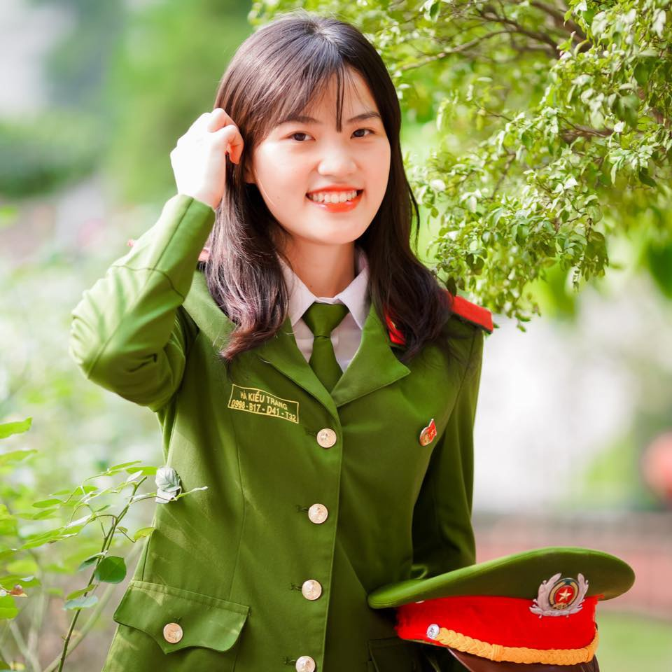 Nhan sắc rạng ngời của 4 nữ thủ khoa ngành công an - 8