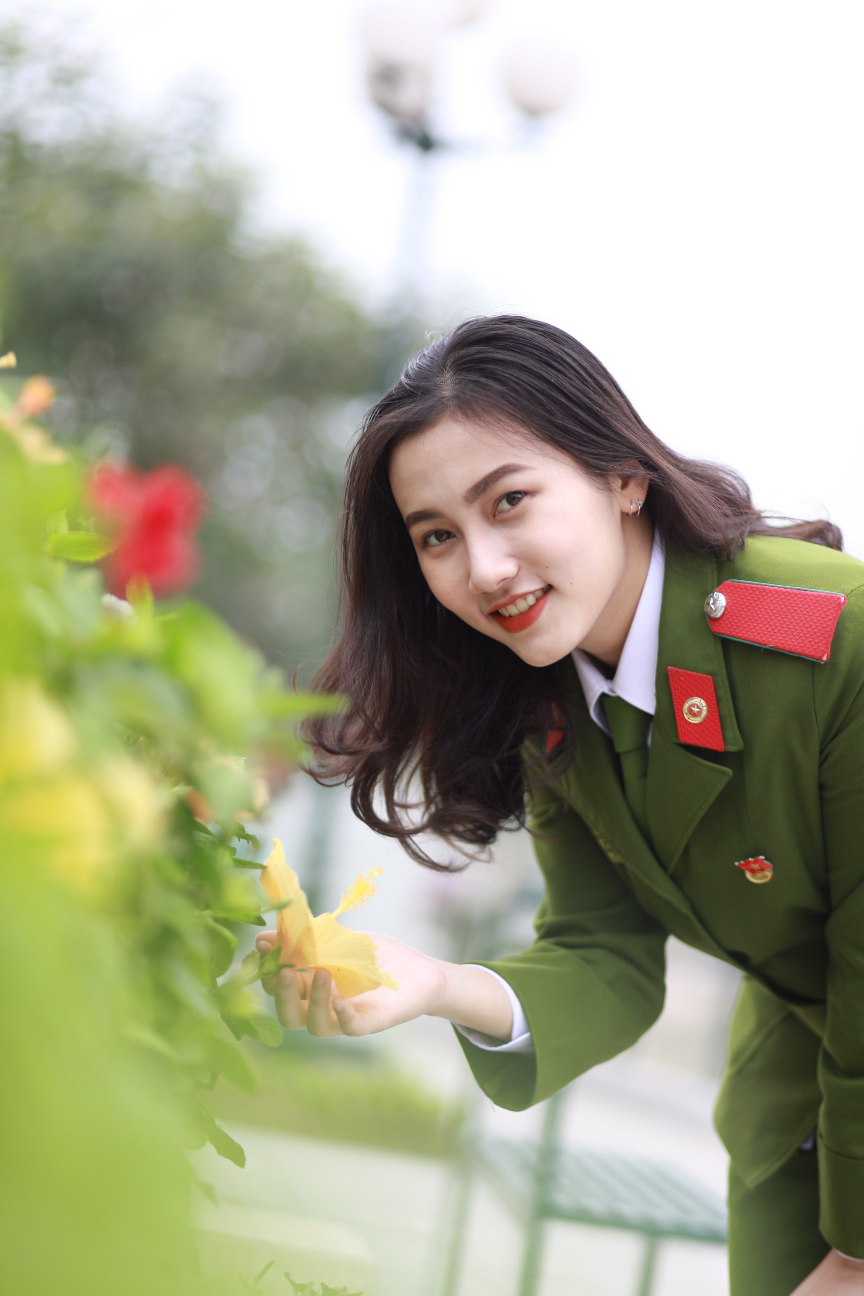 Nhan sắc rạng ngời của 4 nữ thủ khoa ngành công an - 2