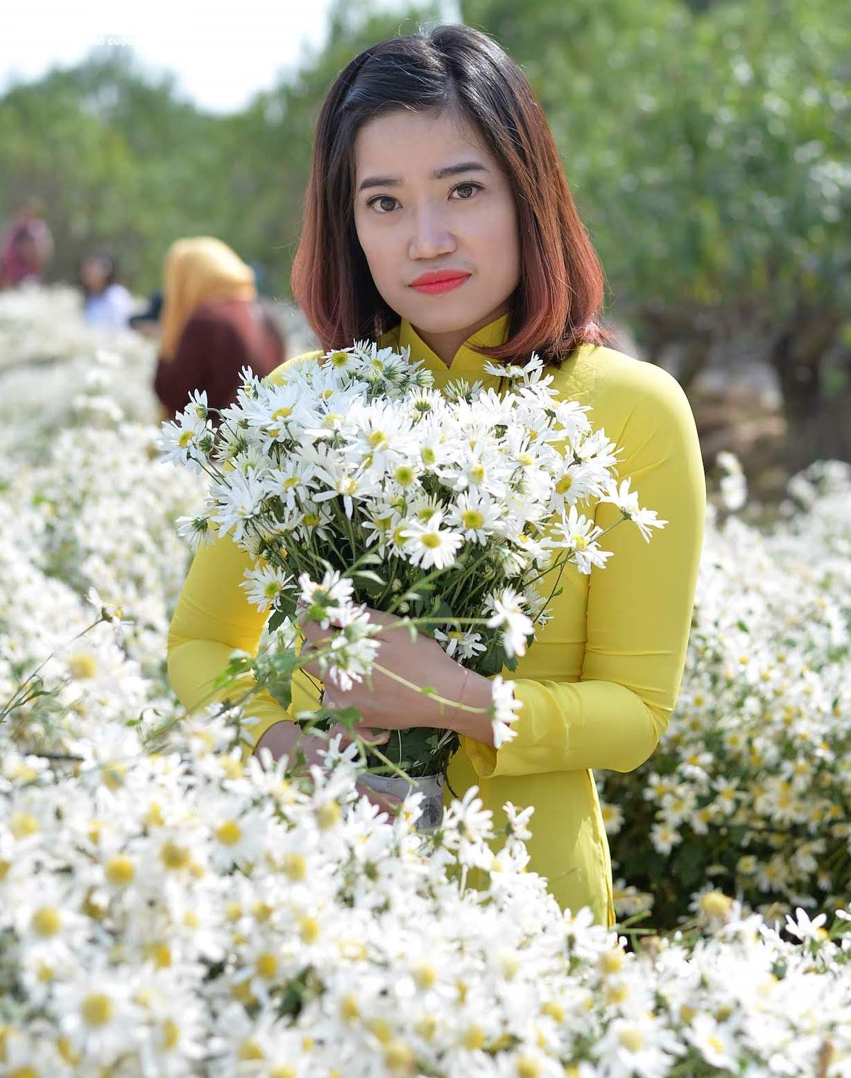 Nữ phó giáo sư trẻ nhất 2020 từng từ chối du học, ở lại Việt Nam làm nghiên cứu - 3