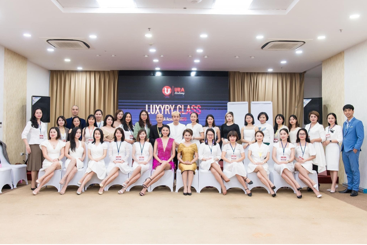 CEO Đặng Bảo Trâm: Thay đổi bản thân để bứt phá thành công - 2