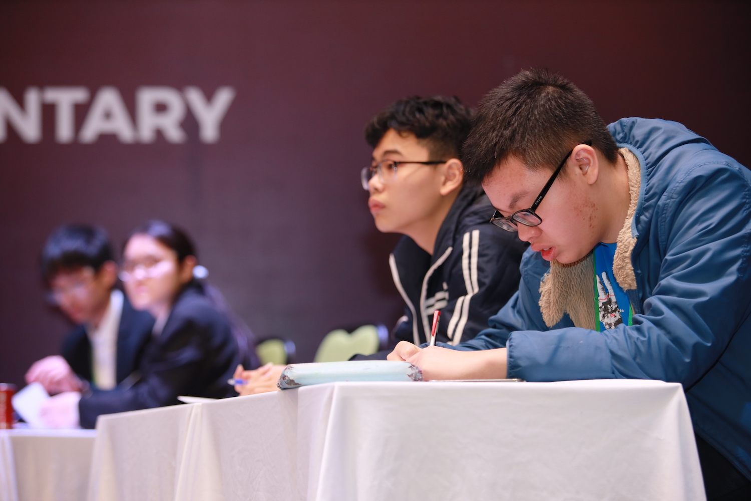 Học sinh Hà Nội tranh biện 'nảy lửa' vấn đề xã hội theo mô hình nghị viện Anh - 5