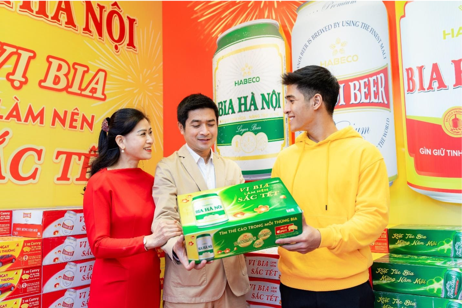 Thấy Bia Hà Nội là thấy Tết - Vị bia làm nên sắc Tết - 3