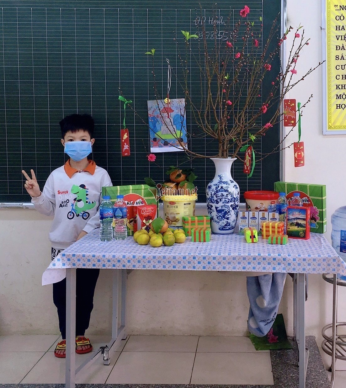 Học sinh tiểu học Hà Nội cùng nhau đón Tết sớm trong khu cách ly - 5