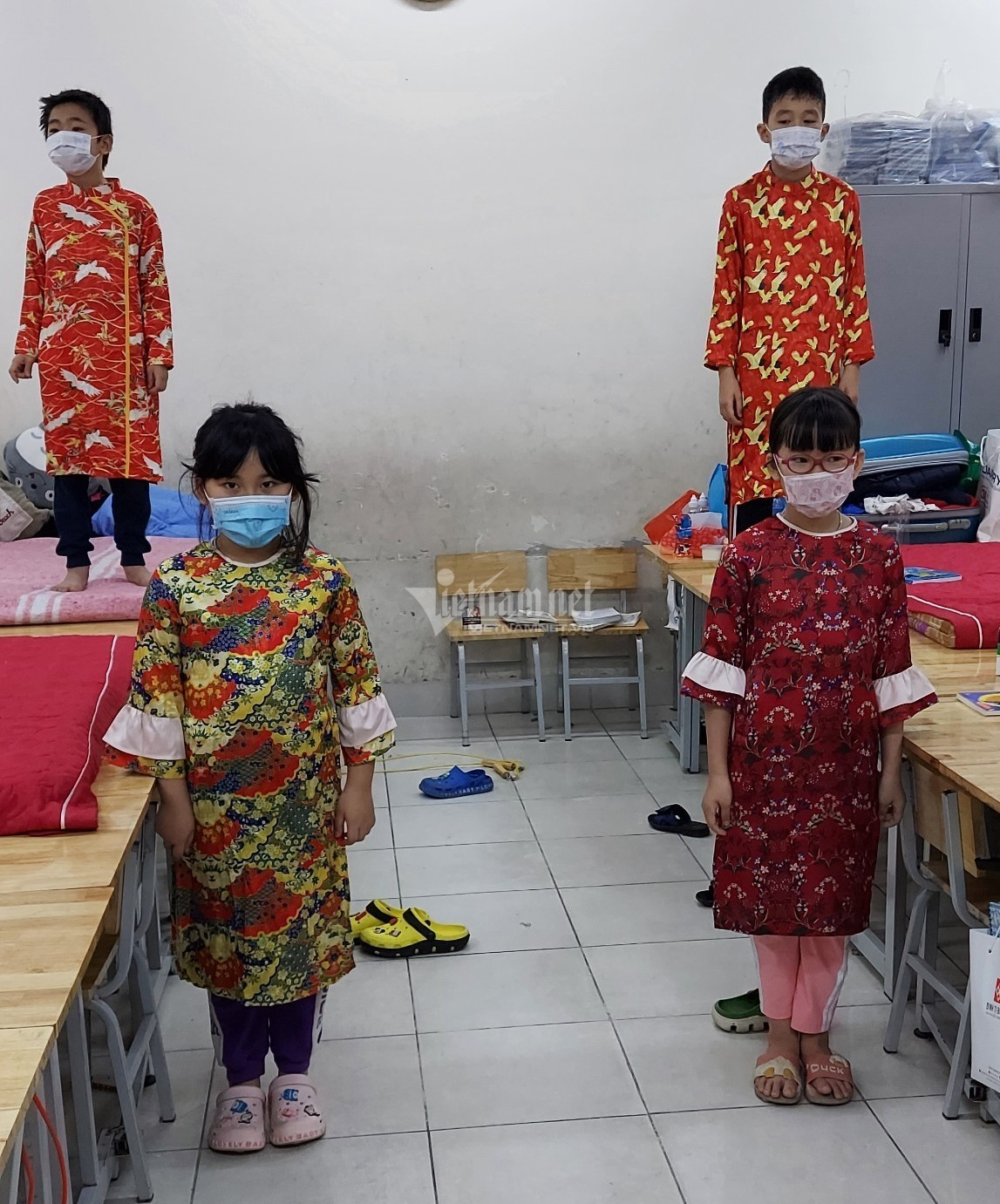 Học sinh tiểu học Hà Nội cùng nhau đón Tết sớm trong khu cách ly - 7