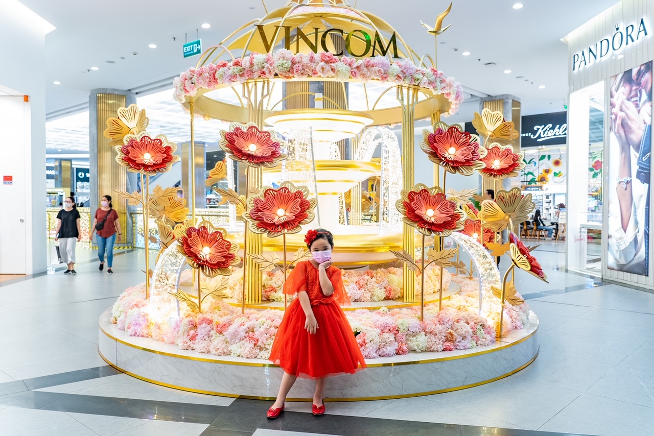 Không đi được đâu xa thì du xuân ngay tại Vincom đượm đà màu Tết - 5