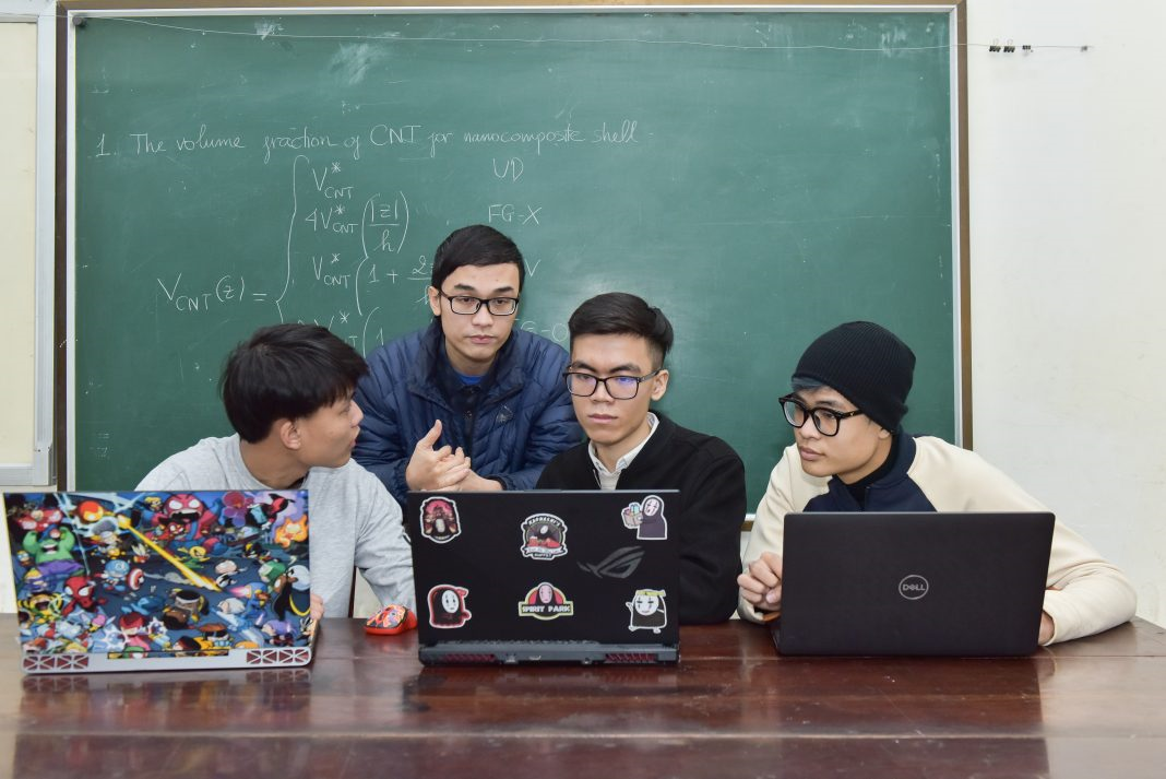 Chưa từng có trong lịch sử Bách khoa Hà Nội: Nam sinh sở hữu 8 bài báo quốc tế - 2