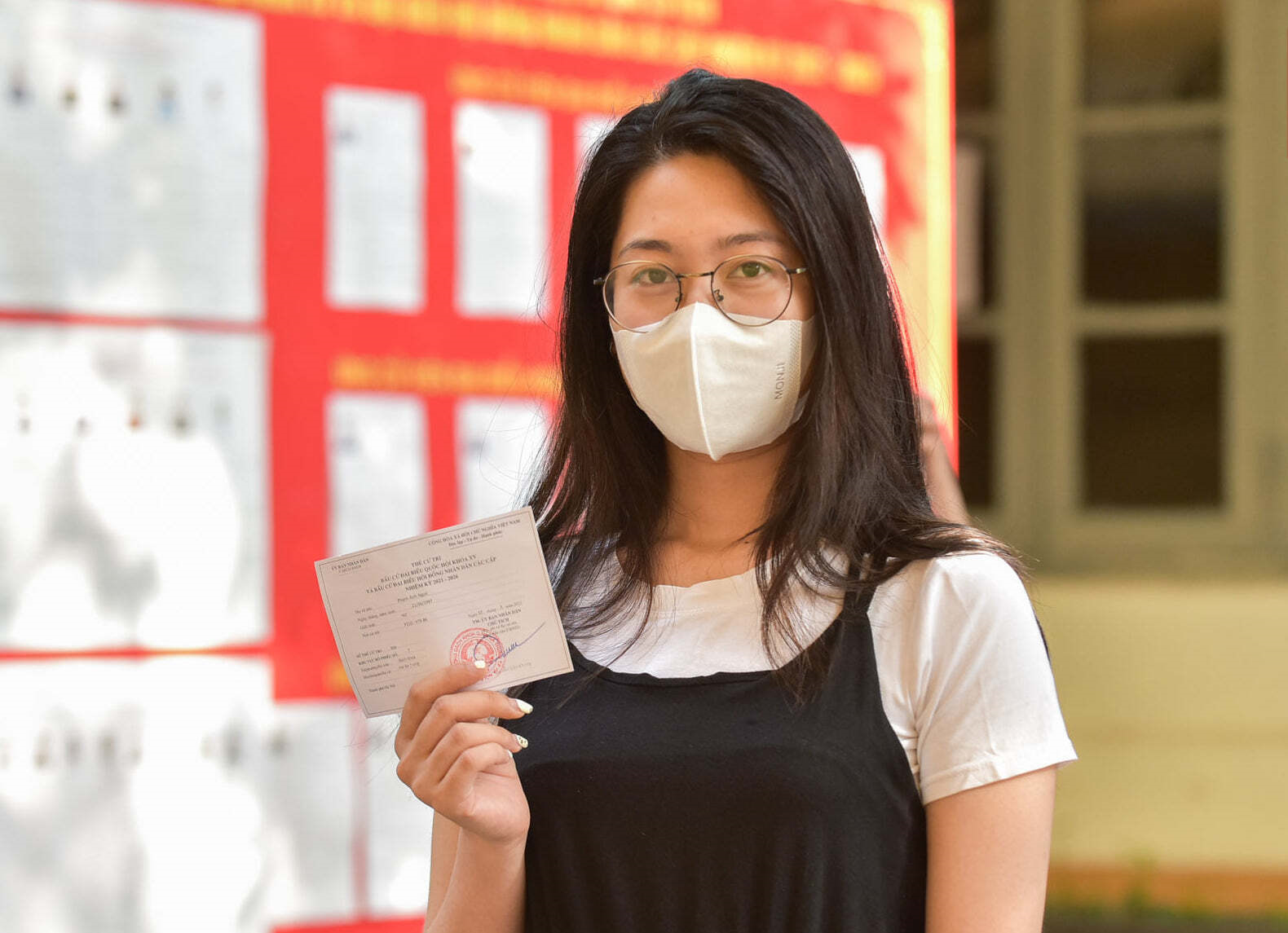 Lần đầu bỏ phiếu của các sinh viên đại học ở Hà Nội - 4