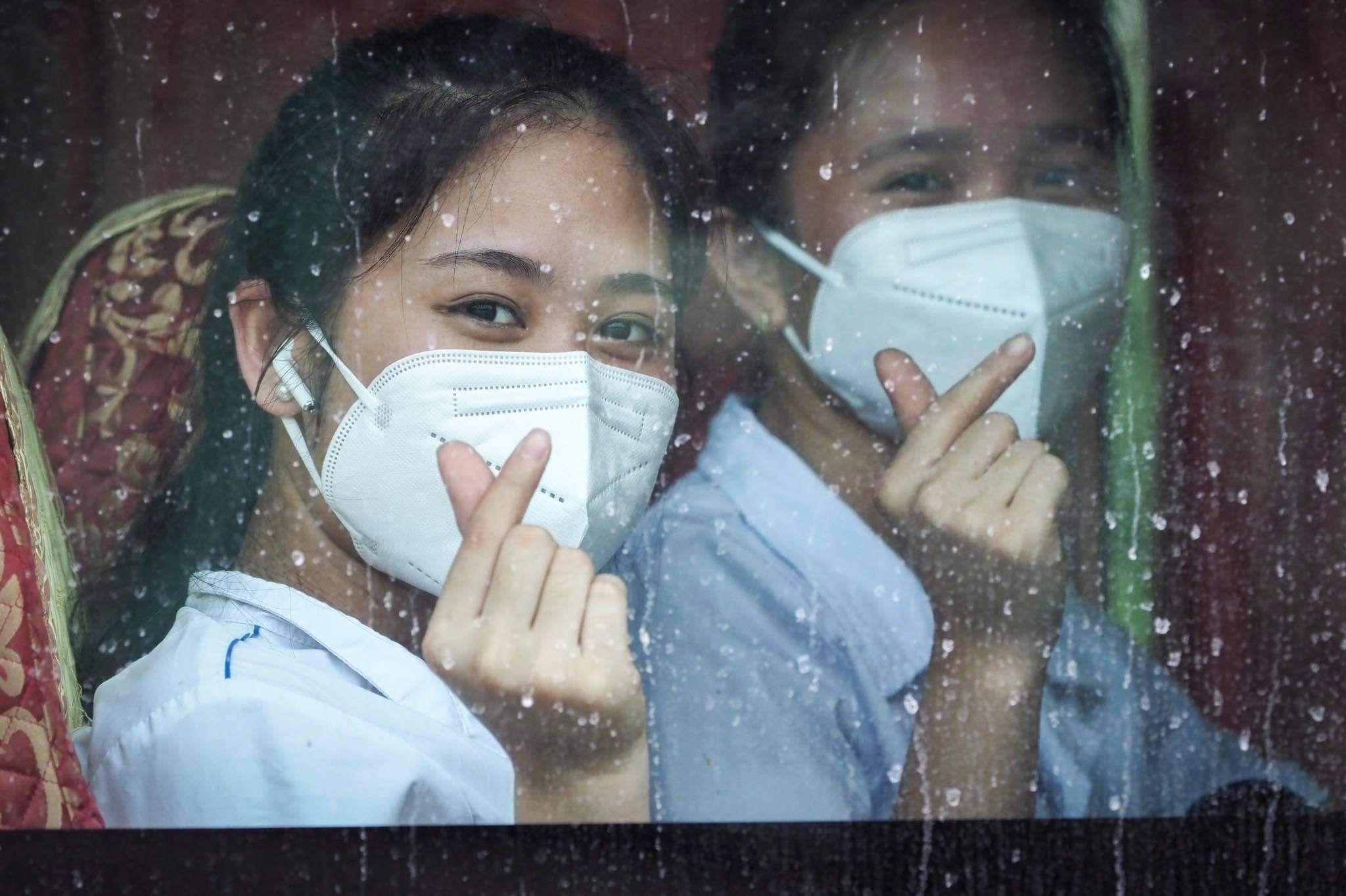 23 ngày săn virus ở tâm dịch: Nữ sinh trường Y uống mồ hôi thay nước - 4