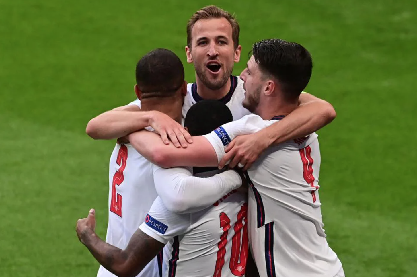 Steve Darby: Nín thở chờ Anh vs Đức, đấu phạt đền cửa thắng cho 'Cỗ xe tăng' - 10