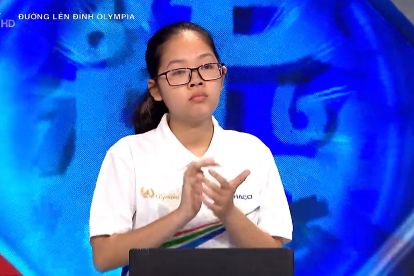 Nữ sinh lập 2 kỷ lục Đường lên đỉnh Olympia biết đọc từ 3 tuổi - 1