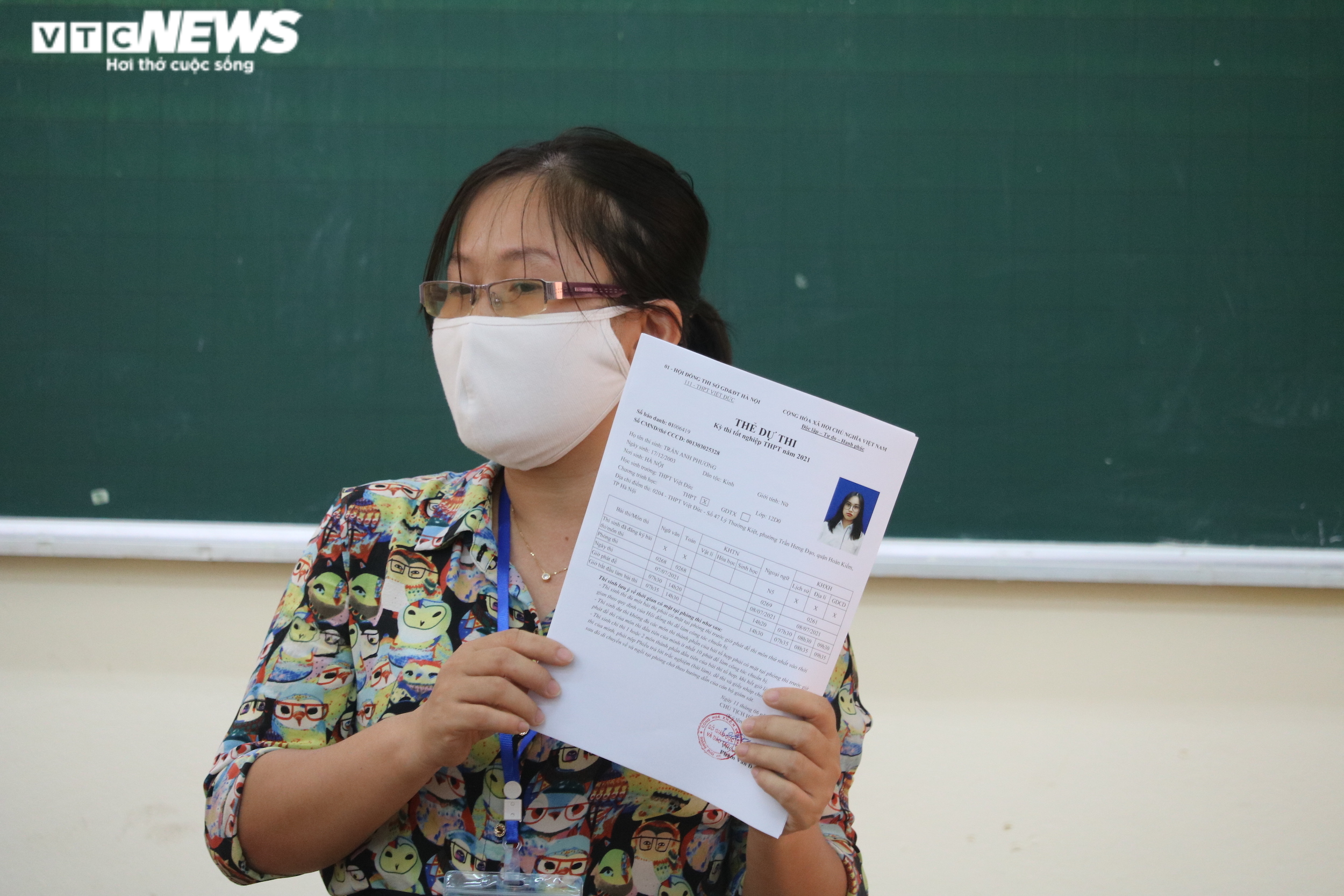 Kiểm tra y tế nghiêm ngặt hơn 1 triệu thí sinh làm thủ tục thi tốt nghiệp THPT - 8