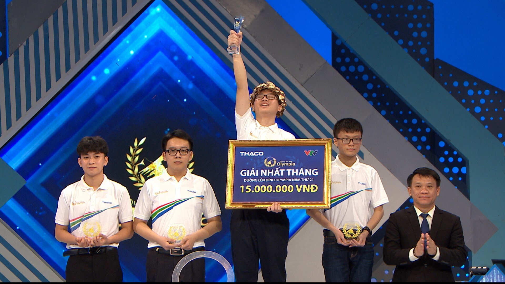 Nam sinh trường Amsterdam trả lời câu hỏi thần tốc giành vòng nguyệt quế Olympia - 2