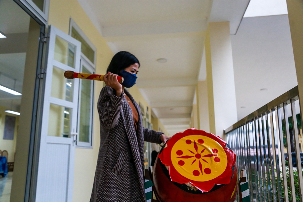 Ảnh: Những học sinh đầu tiên ở Hà Nội được tới trường sau 6 tháng nghỉ dịch - 2