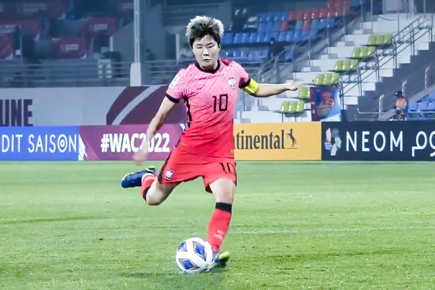 Ji So Yun có cú đúp bàn thắng cho Hàn Quốc.