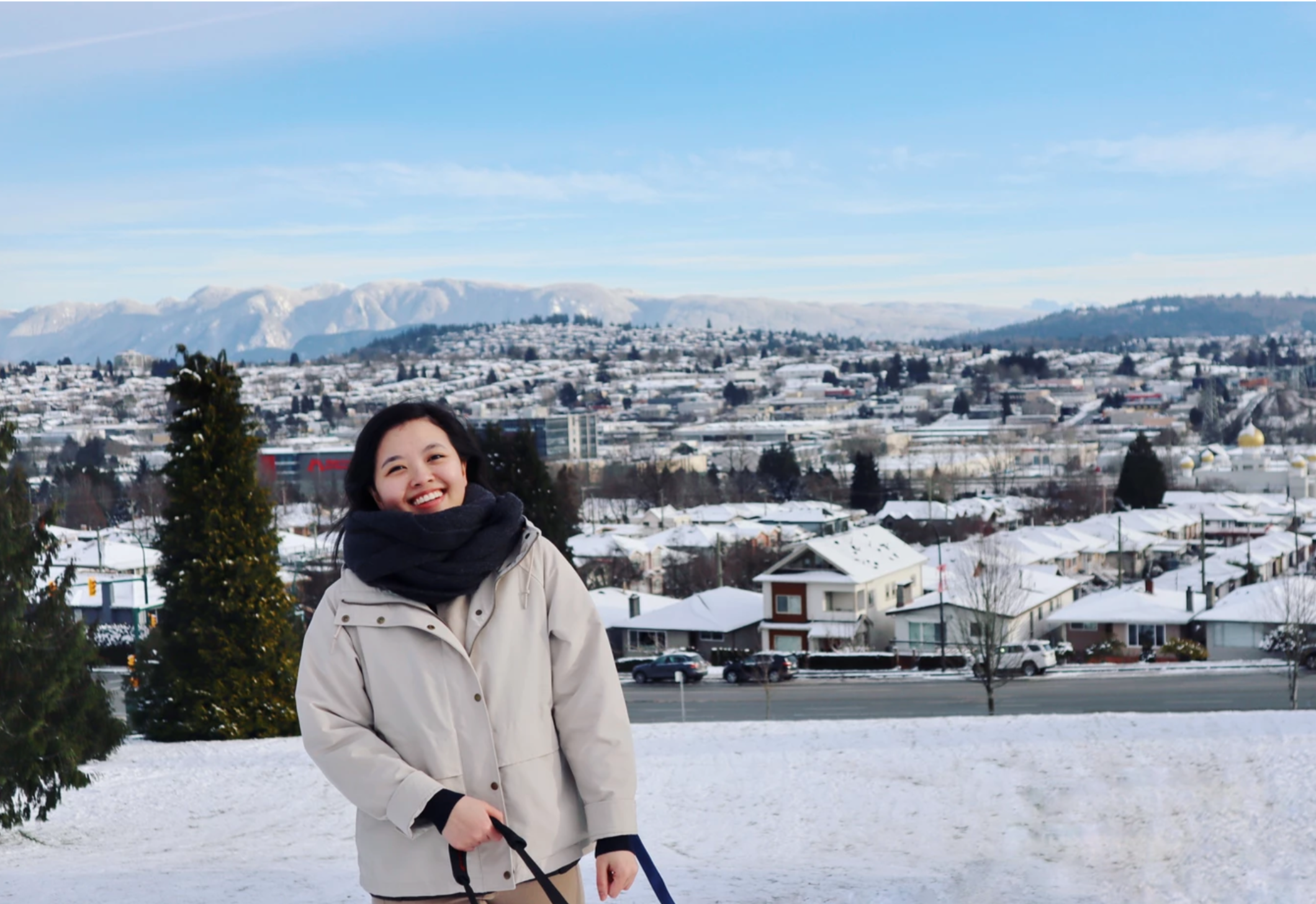 Từng trượt đại học, 9X Hà Nội tốt nghiệp thạc sĩ loại xuất sắc ở Canada - 2