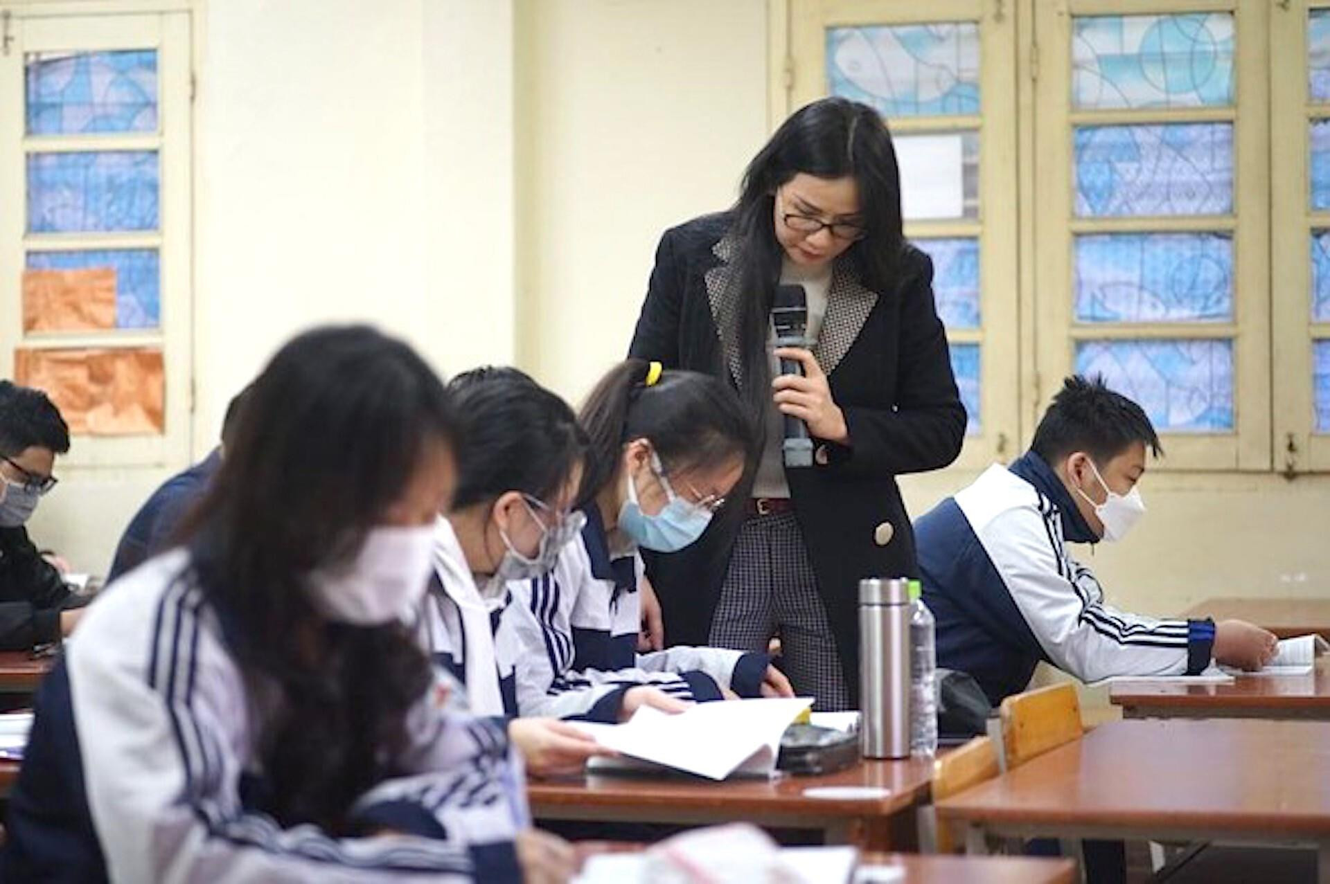 Thiếu hơn 10.000 giáo viên nghệ thuật chương trình lớp 10 mới, các trường bế tắc - 2