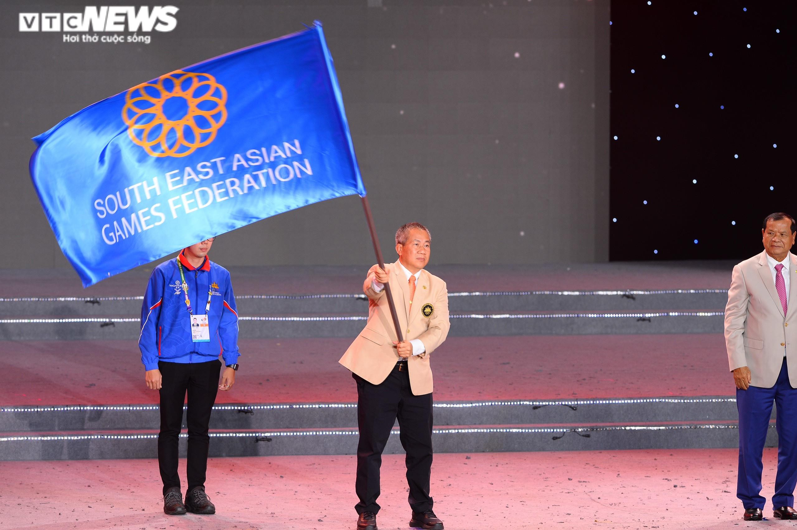 Campuchia đăng cai SEA Games 32 - 1