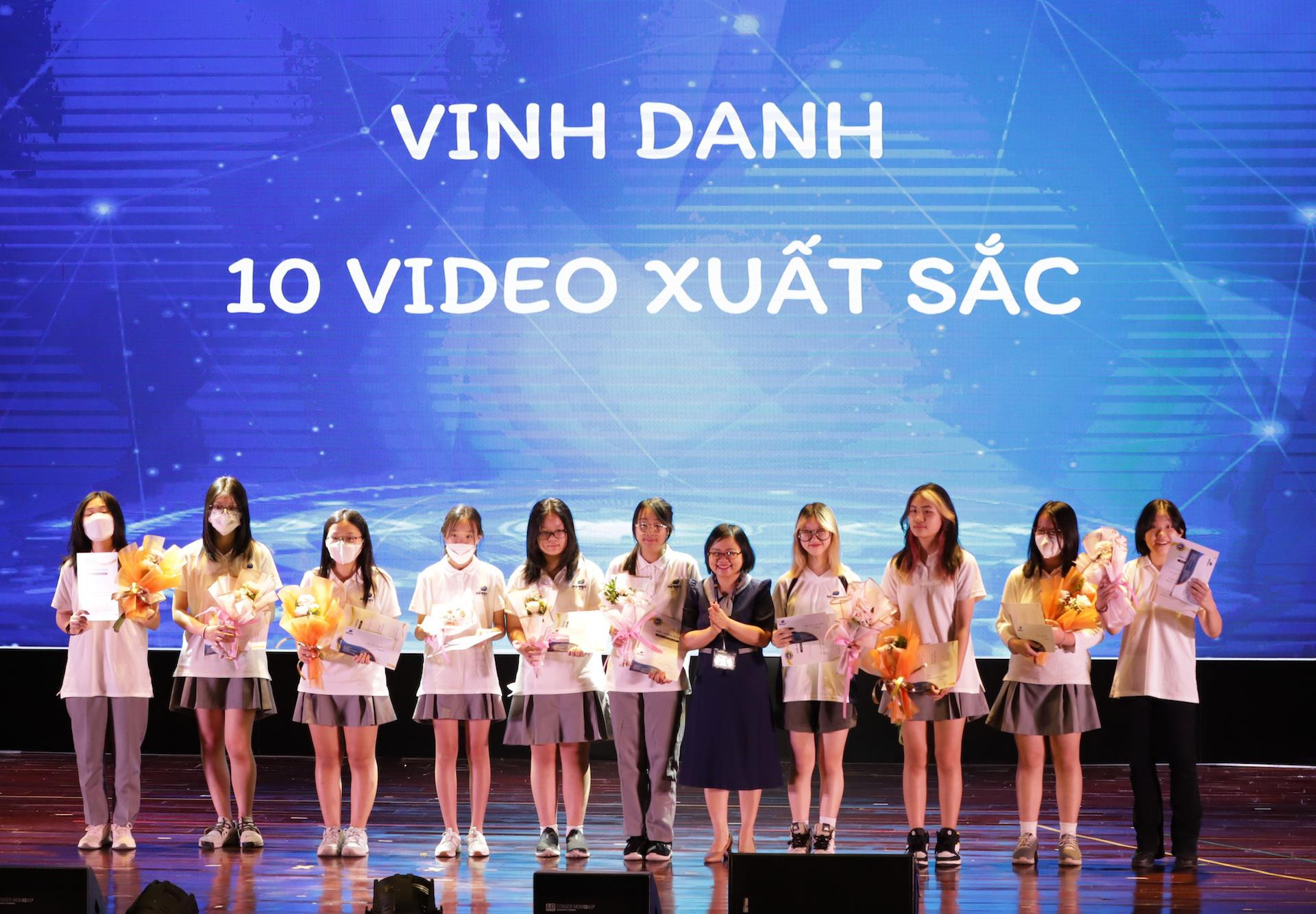 Học sinh hào hứng đóng kịch, thuyết trình, tranh biện tổng kết cuối năm học - 11