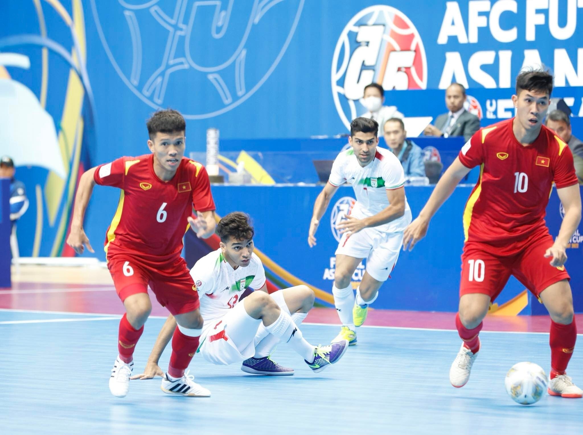 Đội tuyển futsal Việt Nam hướng tới vị trí dự World Cup futsal 2024.