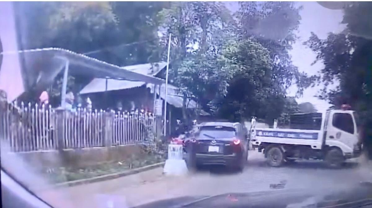 Toàn cảnh vây bắt kẻ vận chuyển ma túy bắn trả lực lượng chức năng - 5