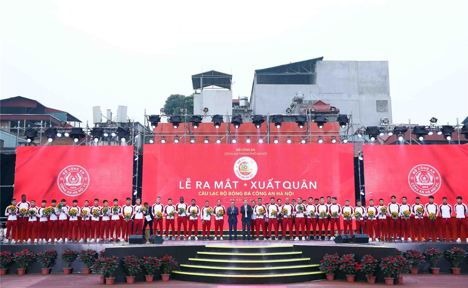 Công an Hà Nội FC ra mắt dàn tân binh 'khủng' trước thềm V-League 2023 - 1