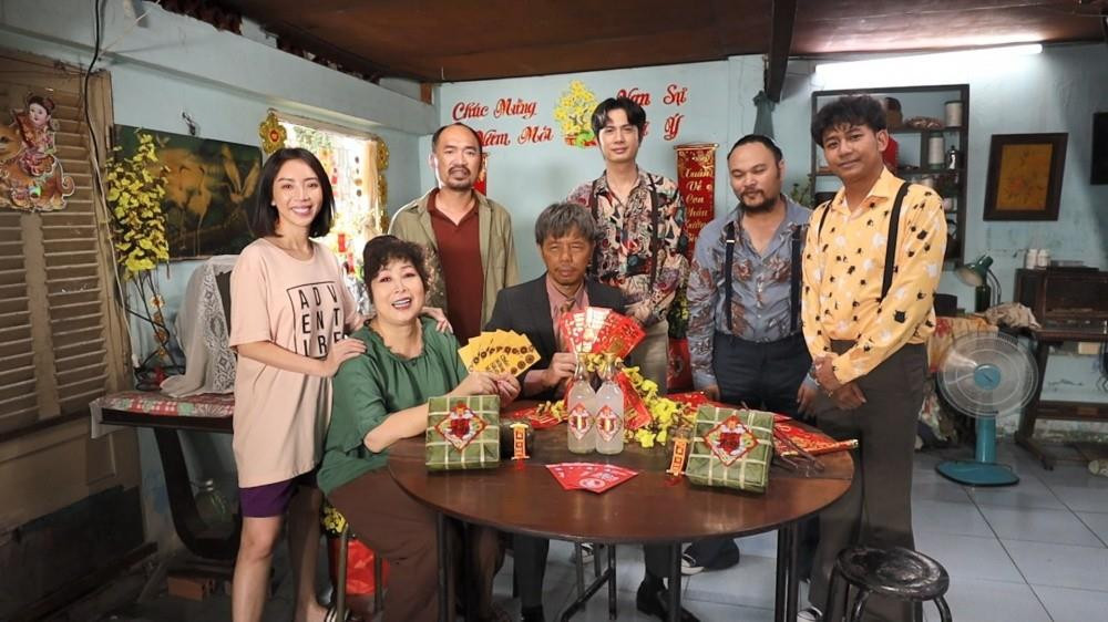 Thu Trang - Thái Hòa - Tiến Luật - Hồng Vân gửi lời chúc Tết Quý Mão - 1