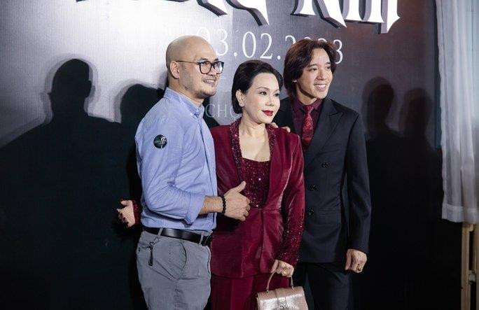 Lê Phương hết 'gái quê', phải 'lột sạch' để vào cảnh nóng trong phim mới - 4