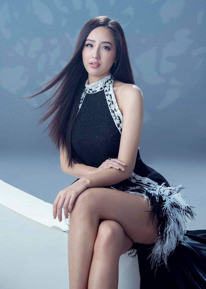 Hoa hậu Mai Phương Thúy bất ngờ thông báo 'đi lấy chồng' - 2