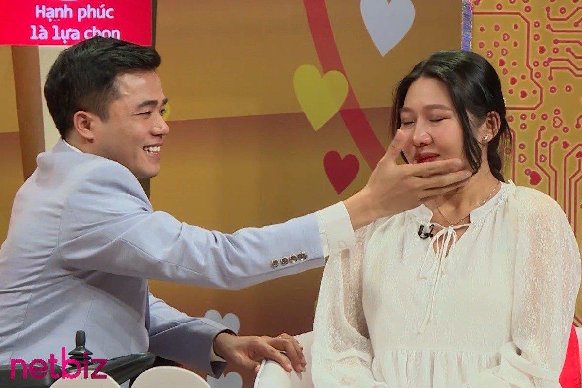 ‘Chàng cụt yêu đời’ Tô Đình Khánh rớt nước mắt kể về hôn nhân ngọt ngào - 4