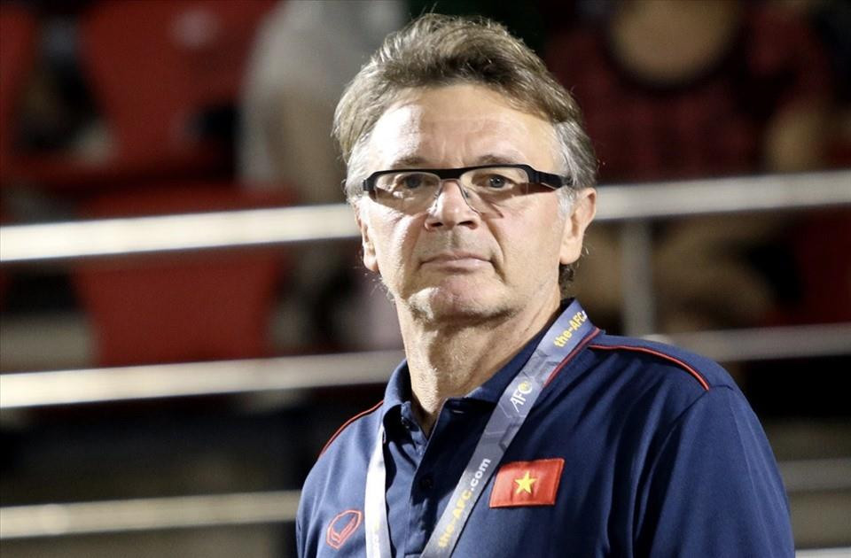 Sẽ có điều bất ngờ từ tân HLV ĐT Việt Nam Troussier trong ngày ra mắt - 1