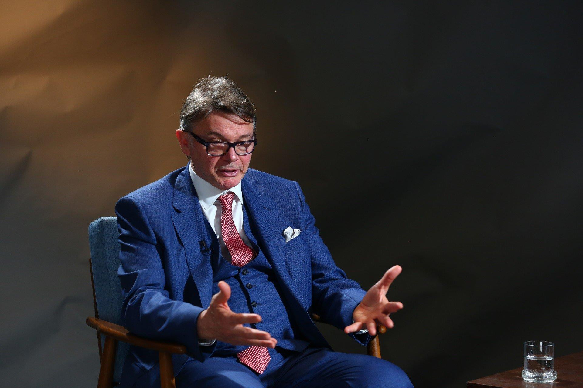 Bóng đá Việt Nam cần kiên nhẫn với HLV Troussier vì giấc mơ World Cup - 2