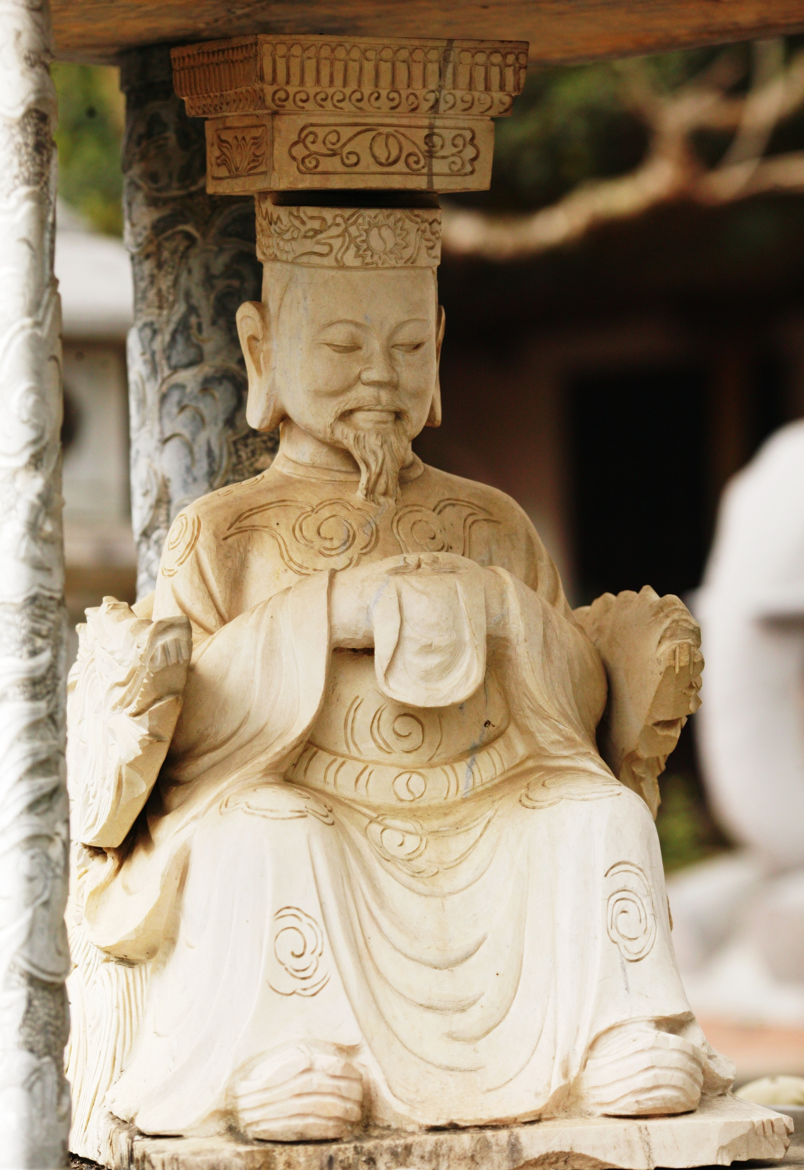 Vị vua nào ăn chơi nhất lịch sử Việt, mở sòng bạc ngay tại hoàng cung? - 3