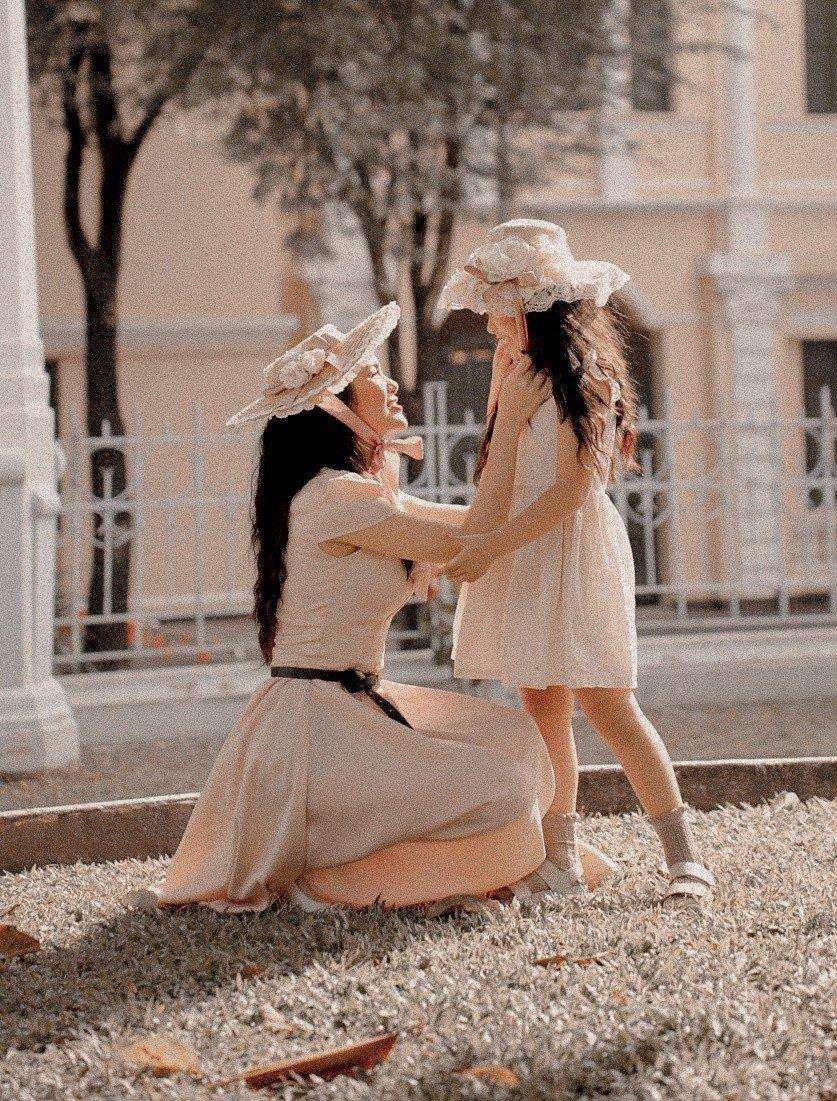 Con gái 5 tuổi của Yeye Nhật Hạ lần đầu lộ diện, xinh xắn như thiên thần - 5