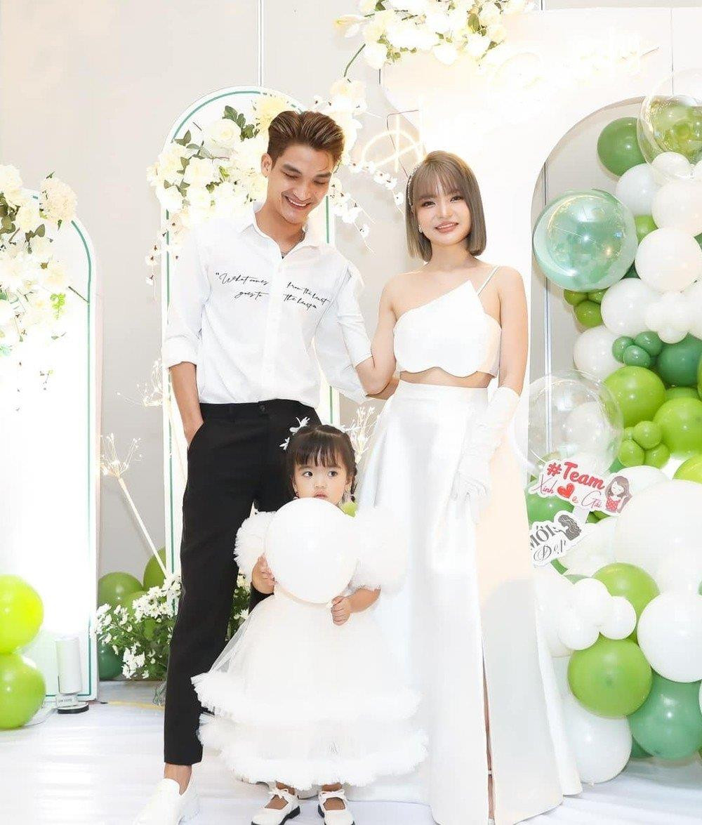 Con gái Mạc Văn Khoa chiếm spotlight khi lần đầu diện kimono - 1