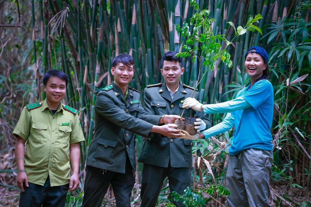 H’Hen Niê chia sẻ hành động ý nghĩa kỷ niệm 5 năm đăng quang hoa hậu - 3
